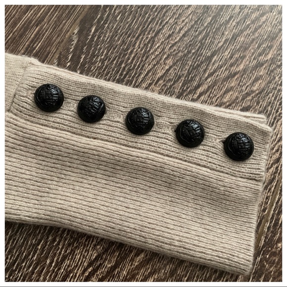 Burberry Cable Knit York Cashmere Sweater in Taupe Melange - Picture 8 of 11